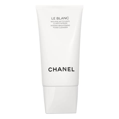 chanel le blanc oily skin|chanel le blanc intense.